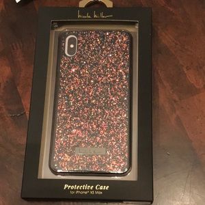 Nicole Miller Protective case for iPhone XS Max.